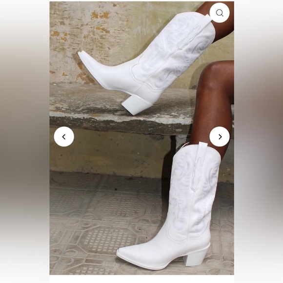 Jeffrey Campbell Women’s Dagget Boots in White - size 9 - Picture 2 of 5